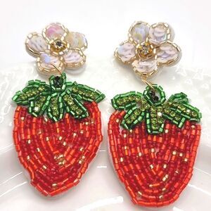 C&C CALIFORNIA Strawberry beeded earrings | NWOT